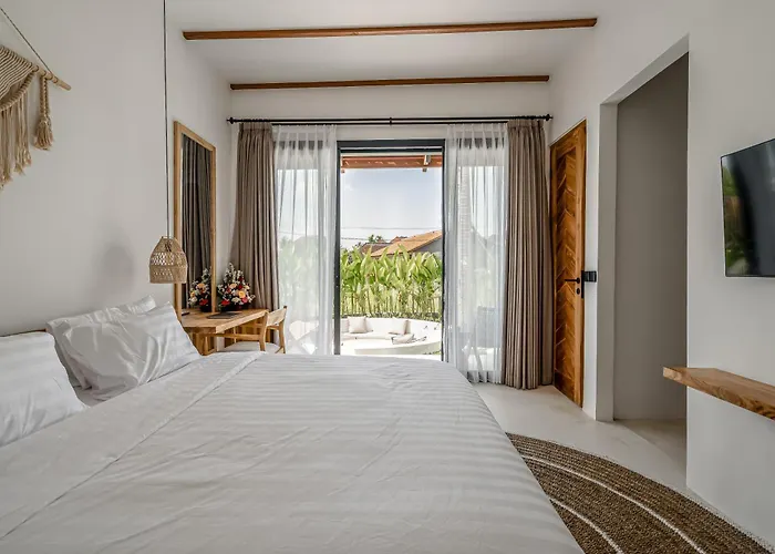 Berapi By Evdekimi - Stylish With Pool, Terrace, Kitchen & Concierge Service فيلة أوبود